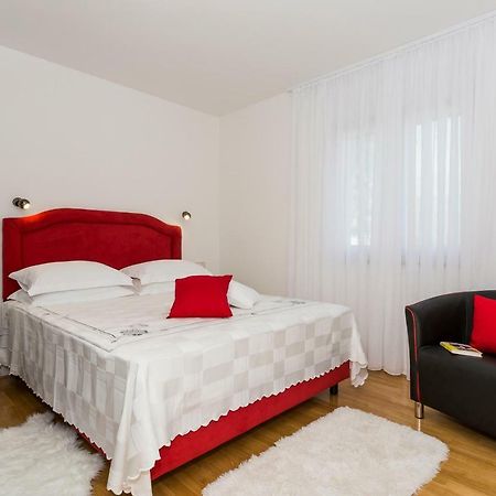 Villa Sweet Home Marija With Heated Pool Split Ngoại thất bức ảnh