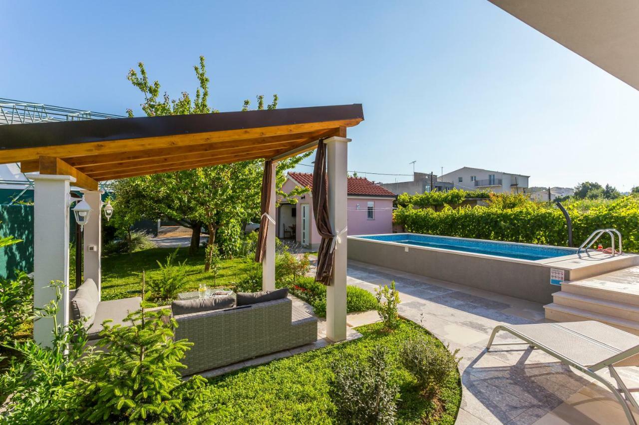Villa Sweet Home Marija With Heated Pool Split Ngoại thất bức ảnh