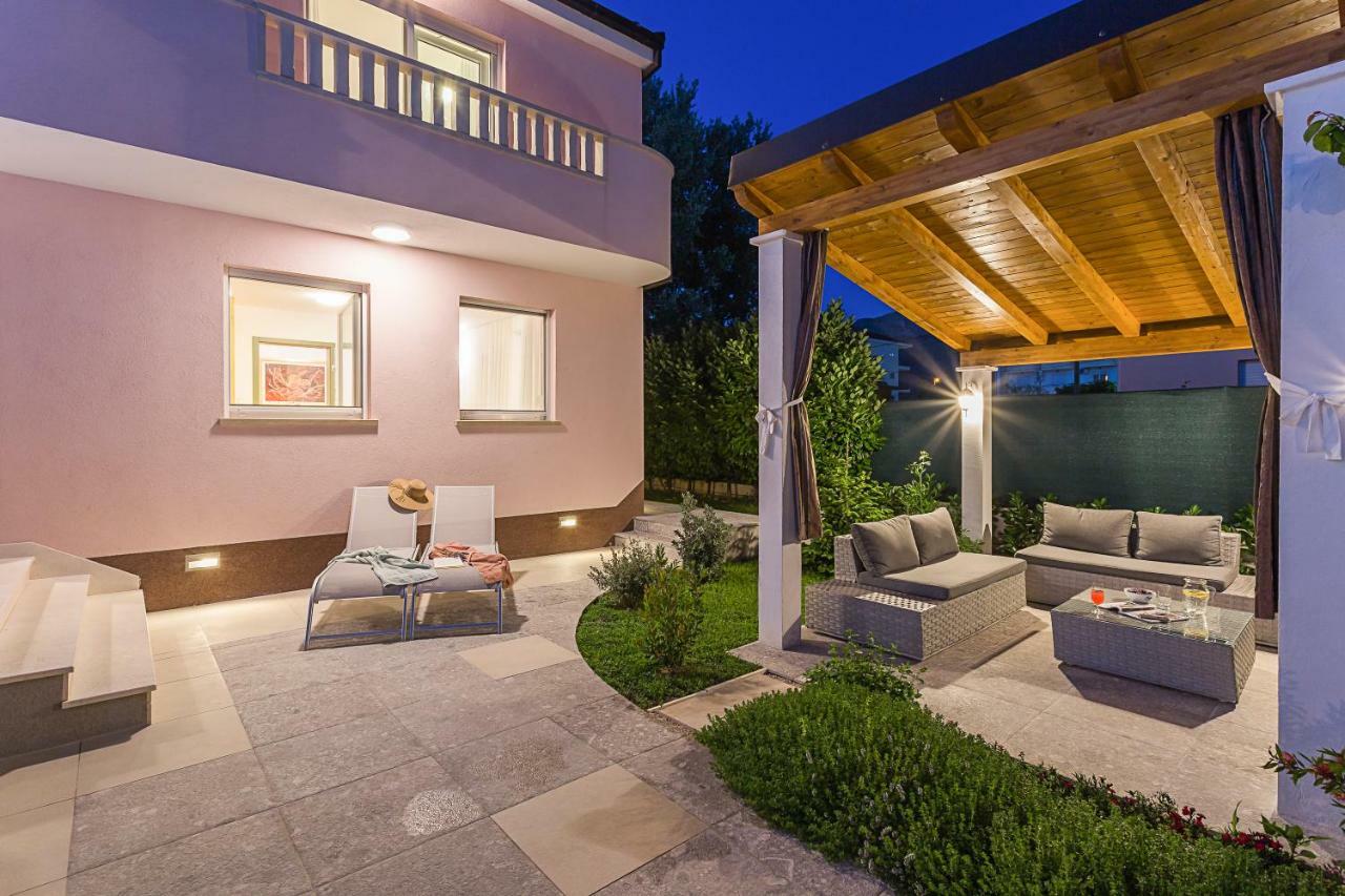 Villa Sweet Home Marija With Heated Pool Split Ngoại thất bức ảnh